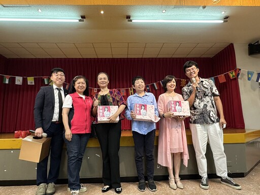 前鎮戶政攜手新住民舉辦母親節活動 「漂亮媽咪,Love You」感動登場