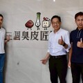讓世界看見台中軟「食」力！ 經發局長走訪酸菜魚食品廠 肯定青年創業力