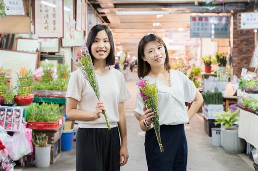 母親節將至 新北板橋花市康乃馨買氣旺