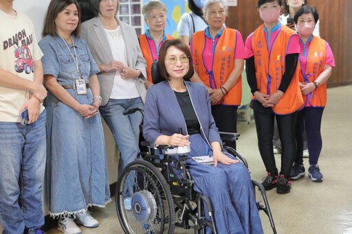 基隆市志願服務推廣中心喬遷啟用 高齡志工保險政策同步上路
