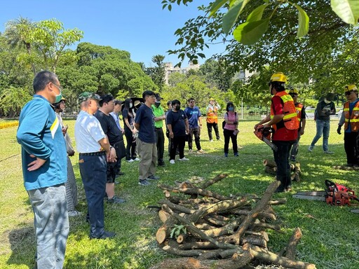 北市公園處開辦鏈鋸訓練 培訓防汛救災尖兵