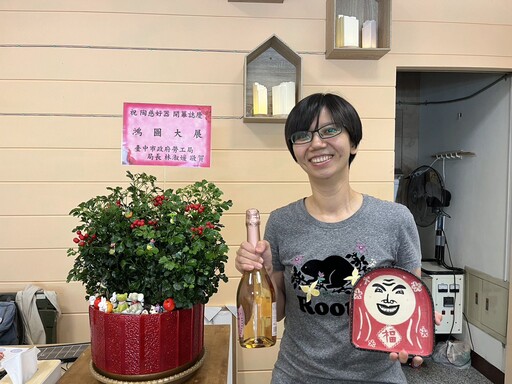 手捏陶藝品牌「陶慈好器」插旗南屯！ 中市勞工局「摘星青年、築夢台中」青創基地孕育青年夢想