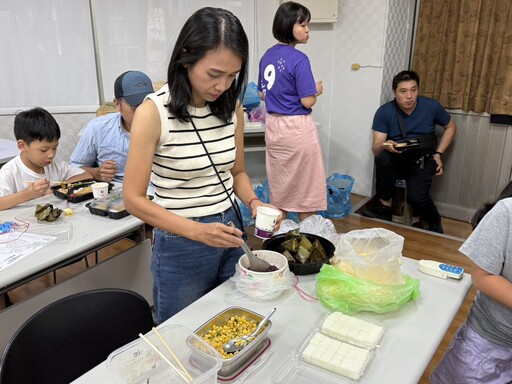 促進文化交流! 中市府邀新住民體驗香包、紙龍舟DIY慶端午
