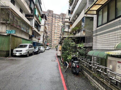 基隆國家新城人行環境改善四部曲 破解巷弄停車電箱障礙 打造安全通學步道