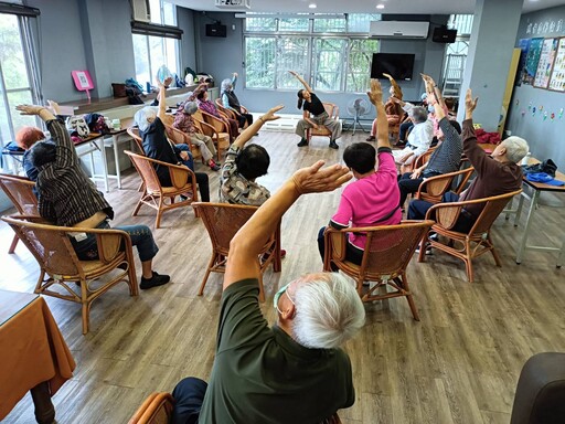 長青學苑6月限定活動 「望海藍帶之旅」帶長者樂學迎夏日