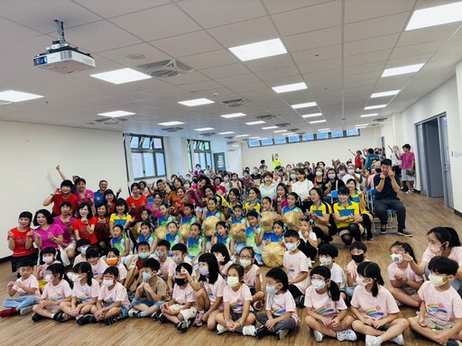 新北林口區「歡銀學堂」照顧關懷據點成立 推動社區老幼共融、青銀共學
