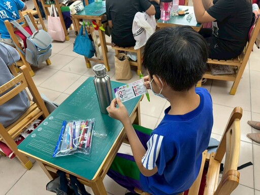 高雄觀護協會反毒講座走入圓潭國小 從卡通到真相讓學生認清毒品真面目