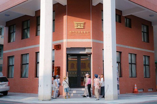 嘉義西門交誼創新所啟用 《二通圈什麼》展覽重現老街記憶