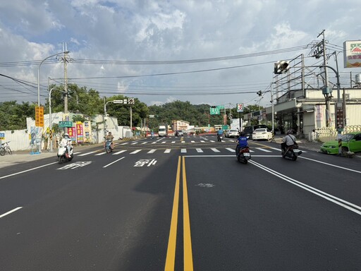 太平山區門戶道路全面升級！ 中市一江橋段夜間燙平完工 提升行車安全與舒適度