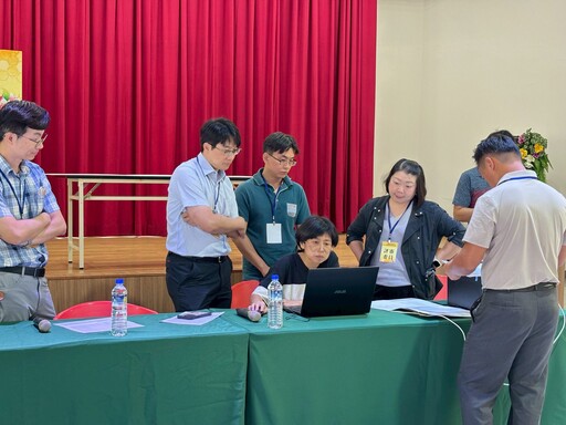 114年度中市國產龍眼蜜品質評鑑 消暑聖品「台中蜂華」出爐