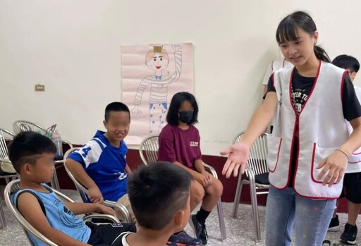 南投家扶陪伴青年勇敢邁向新人生 小葉積極參與「偏鄉關懷服務方案」成最佳見證 用愛心與實力描繪未來藍圖