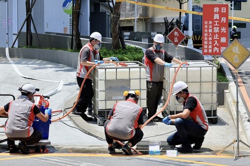 視導楠梓科技產業園區跨局處搶救演習 陳其邁:展現圖資整合與科技救災應變效能 公私協力提升產業防災韌性