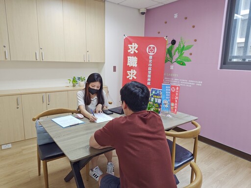 GAP起薪4萬、超商雙倍薪 北市千職缺連3天開放搶面試