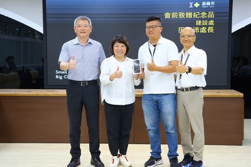 嘉義市建設處長田長沛將離任 黃敏惠市長感性送別獻祝福