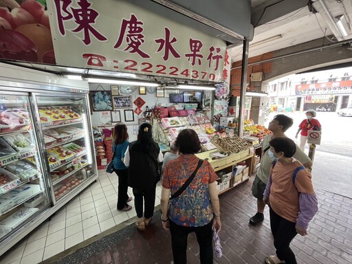 台中第二市場停車場（興中）啟用 經發局：交通更順暢、買氣提升