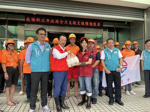 丹娜絲颱風重創嘉南 新北盤點人力機具馳援救災 加速恢復家園環境