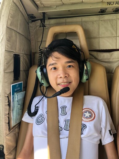 罕病青年延續夢想 數字王國為「蝸牛仔」梓鍵打造專屬 AI 虛擬人