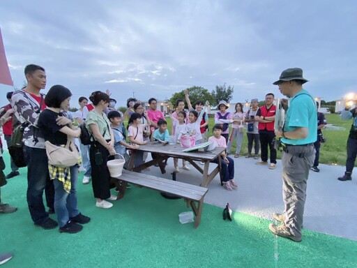 為高美陸蟹留下安心回家的路 中市農業局與和潤企業邀大小朋友溫馨守護