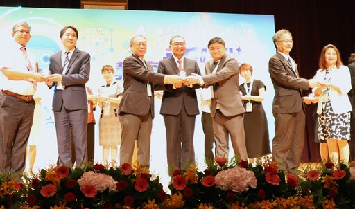 新北今舉辦新卸任校(園)長交接典禮 侯友宜勉勵秉初心攜手接力前行