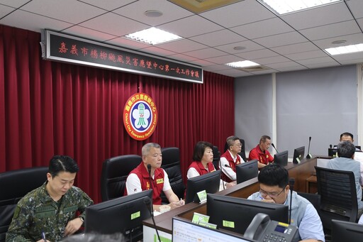 楊柳颱風逼近 嘉義市一級開設 黃敏惠返國坐鎮防颱