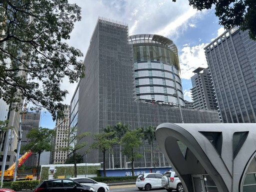 中市都發局同意備查整建修復計畫 新光三越9月5日起進行分樓層分批進貨及相關管制作業