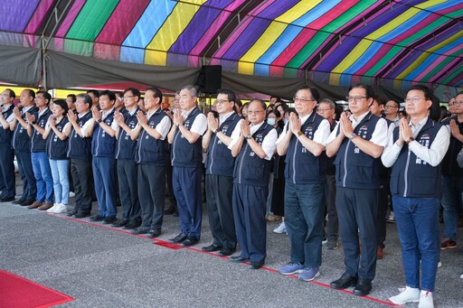 中市府舉行中元普渡 盧市長祈求三大心願:國家安定、市政昌隆、人民安心