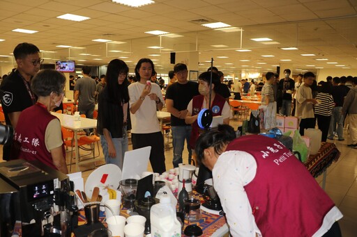 融合愛與勇氣的力量之飲 微星科技響應國際公益日 邀小兔子視障者沖泡咖啡