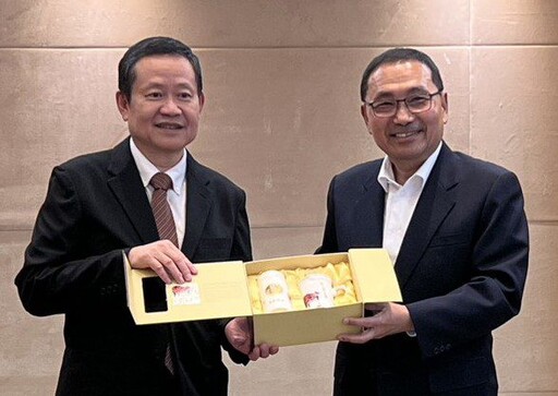 考試院副院長許舒翔新北市府座談 市長侯友宜:盼協助留才解決人力外流