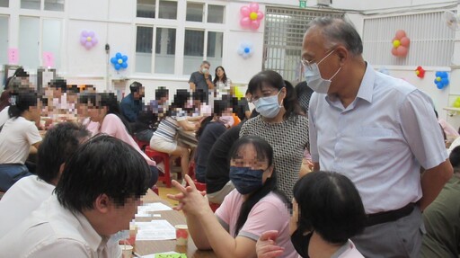 「門縫外的一盞燈」—高雄女子監獄中秋懇親會，親情爆棚場面令人動容