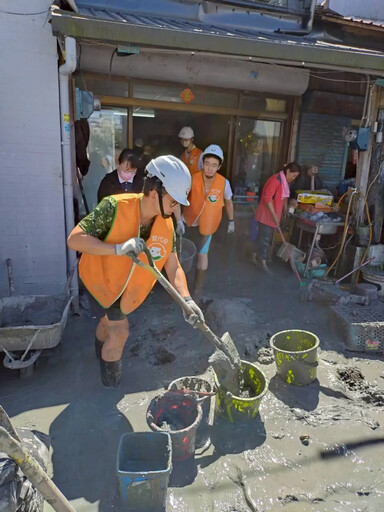 同島一命!臺北市消防與替代役挺進花蓮助災後重建