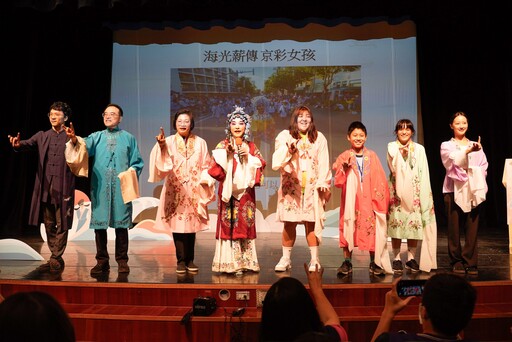 水袖翻飛、女史走讀、體驗當京劇演員 「新北女孩日」驚喜不斷