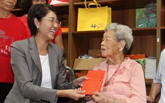 重陽孝親許縣長敬老訪人瑞 竹山黃王金娘105歲高齡 耳聰目明行動自如好福氣