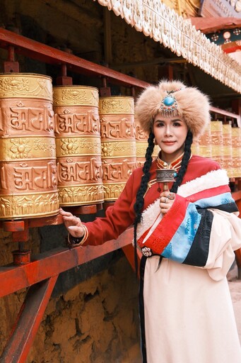 金剛亥母在人間─莎姊 Vanessa 打造新時代