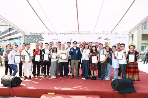 2025高雄山茶評鑑成果展首度移師駁二 陳其邁推薦山茶獨特香醇 好東西與好朋友分享