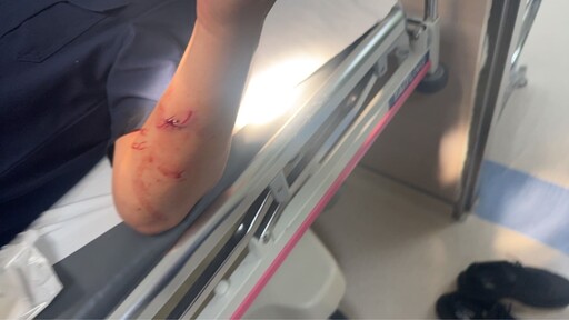 高雄暗夜槍響！自小客車拒檢撞警車 警開6槍制止