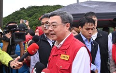 韓國瑜「桌腳」 卓榮泰以「兩盤菜」的比喻回嗆