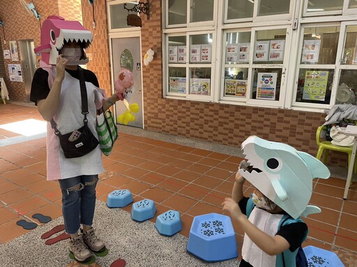 新北童話狂歡節登場 孩子化身童話主角冒險闖關 篩檢找出慢飛天使 及早療育扭轉未來