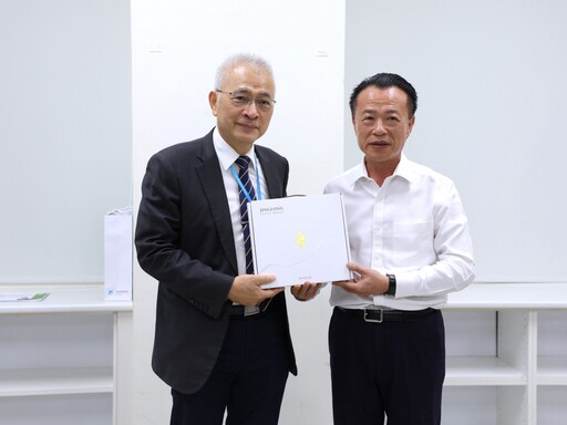 工研院長張培仁率團隊參訪 嘉縣亞創中心