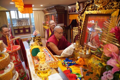 要當一位教派傳承法王，真不簡單！─由，薩迦第42任薩迦法王長壽祈福法會，細數傳奇