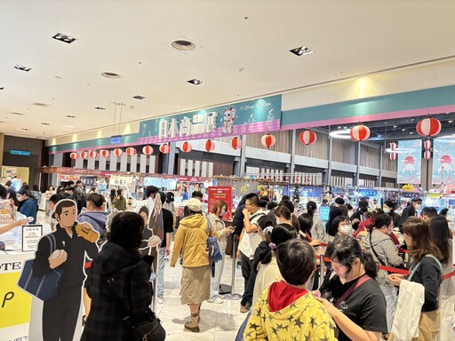 新光三越高雄左營店獨家 耶誕暖心送禮傳遞幸福 人氣作家簽書會 話題動漫祭