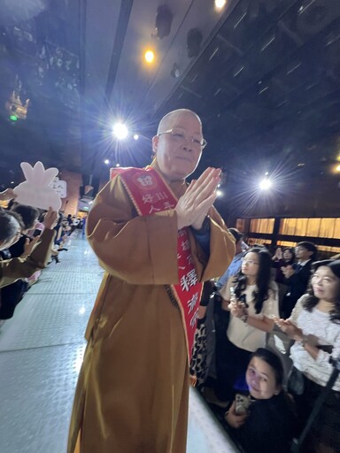 114年高雄市好人好事代表表揚大會 27位善行楷模齊聚 善的力量照亮高雄