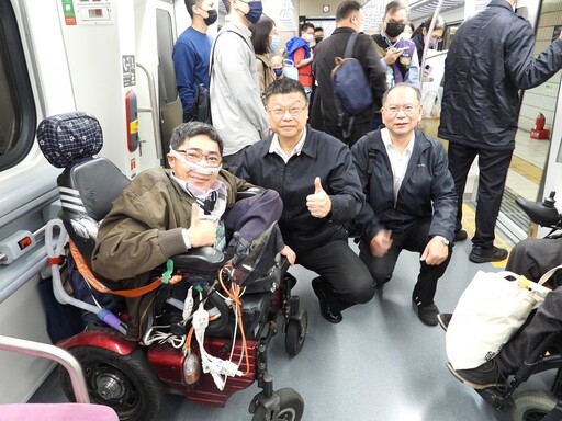 臺鐵持續提升列車的軟硬體 自行車EMU900體驗之旅