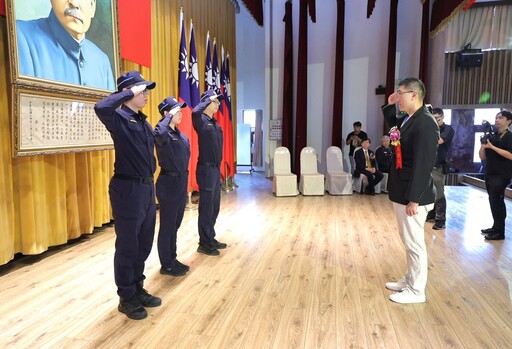 基隆市警察局辦理警察節慶祝大會暨惜物義賣活動 市長謝國樑表揚績優員警肯定市警局的表現與努力