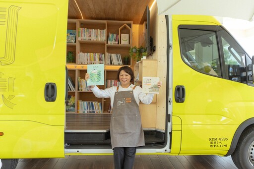 嘉義市文化局圖書館行動書車|閱讀浪 城市巡迴正式啟動