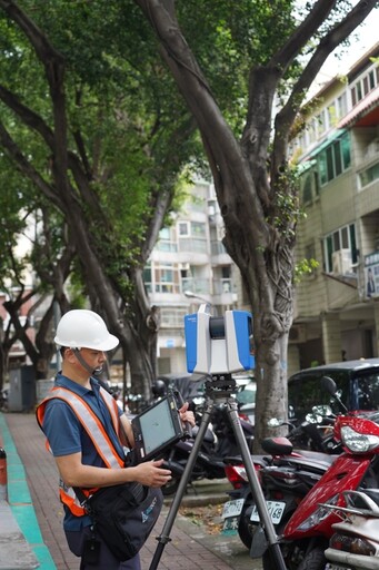 預防路樹疾病倒塌 中市建設局導入「光達檢測」護樹