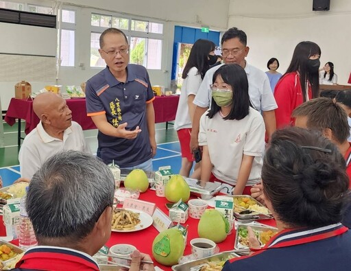 入菜營養午餐 八里綠竹筍新鮮美味尚好呷