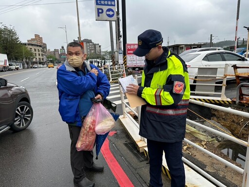 基三分警宣導行人交通安全 讓 行人有序 成為你我共識