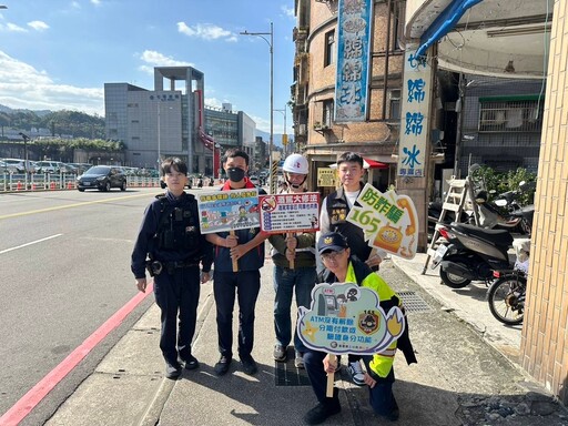 基三分警溫馨宣講 讓 行人有序 成為你我共識