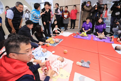 中部地方政府首座 中市府員工子女托嬰中心開幕