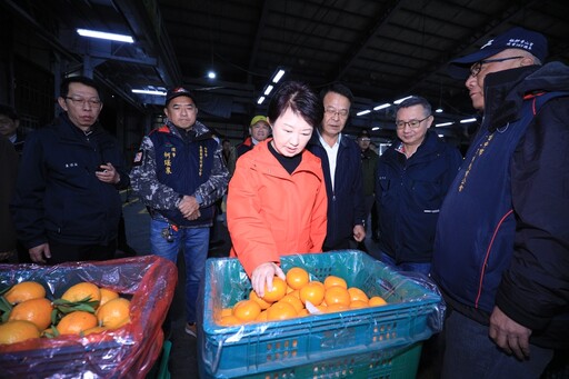 關心春節前調配供給量 盧秀燕視察台中魚市、果菜市場